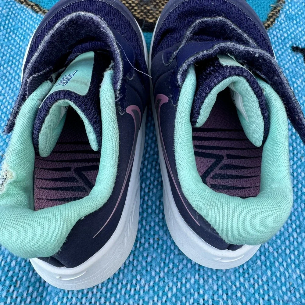 Nike star runner